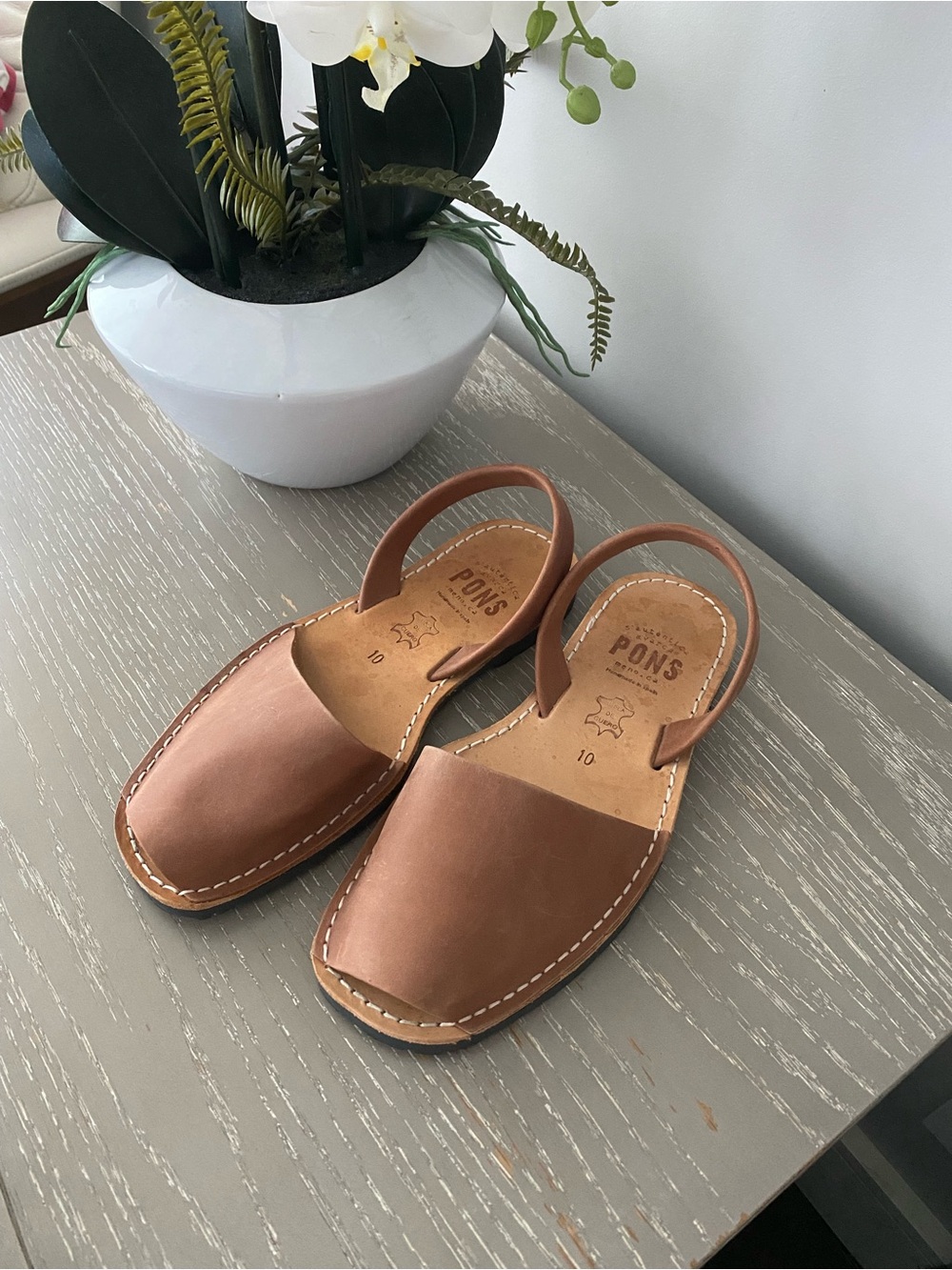 Pons Brown Leather Women’s Slingback Sandals - Picture 2 of 6